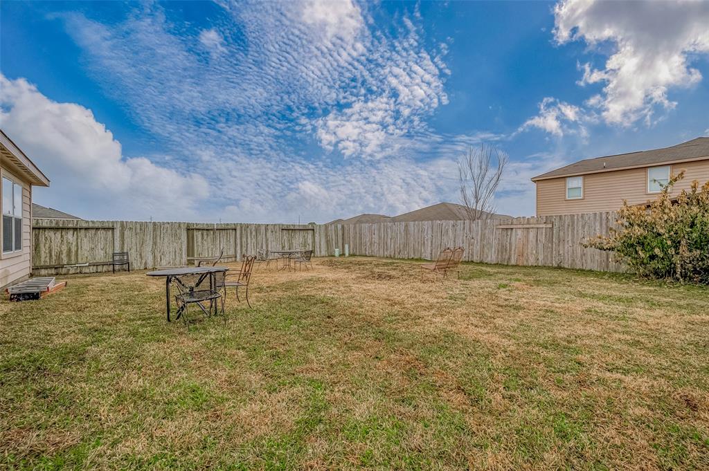 6718 Clover Walk Lane, Richmond, Texas image 36