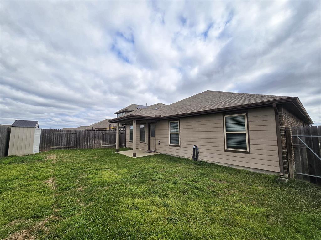 3310 Sumac Drive, Katy, Texas image 24