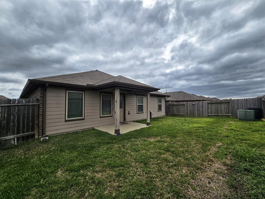 3310 Sumac Drive, Katy, Texas image 23