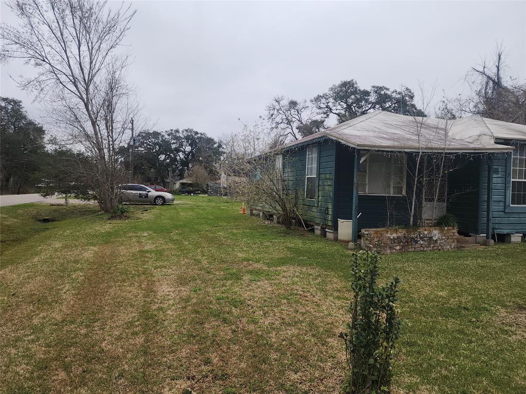 839 Yaupon Street, Clute, Texas image 7