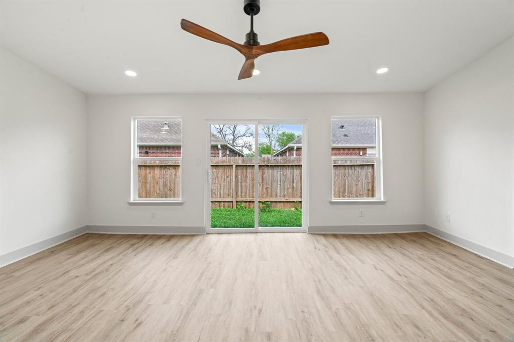 1009 Genova Street, Houston, Texas image 27