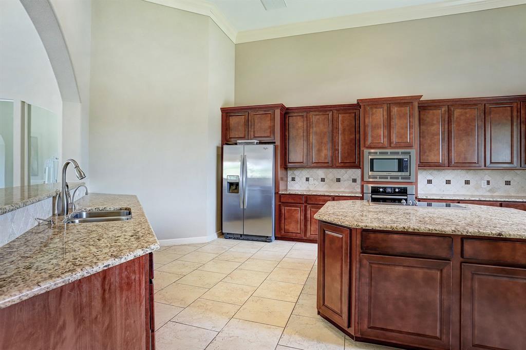 2618 Clapbread Lane, Rosenberg, Texas image 37