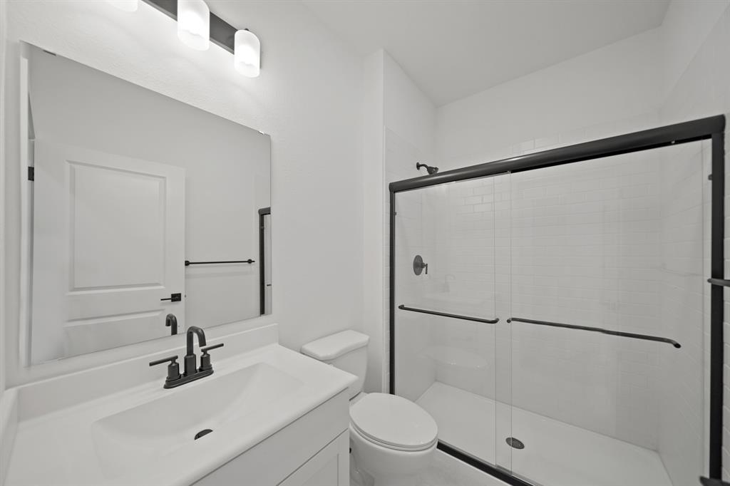 2618 Clapbread Lane, Rosenberg, Texas image 19