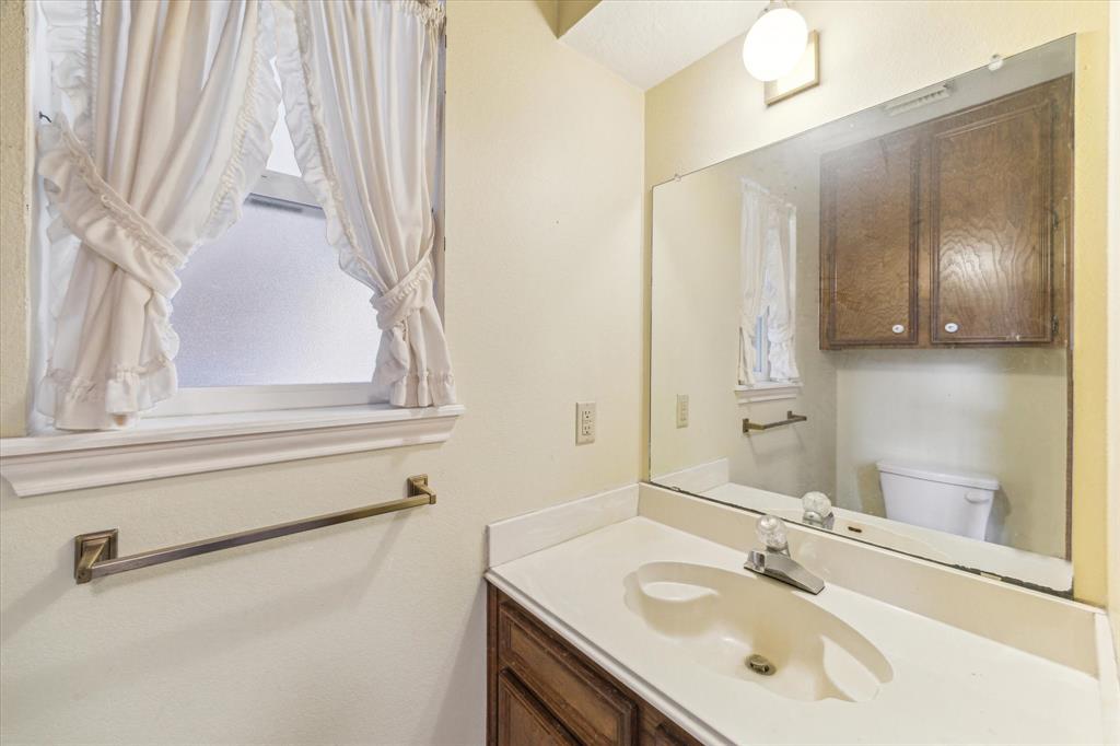 2210 Limerick Court, Deer Park, Texas image 27