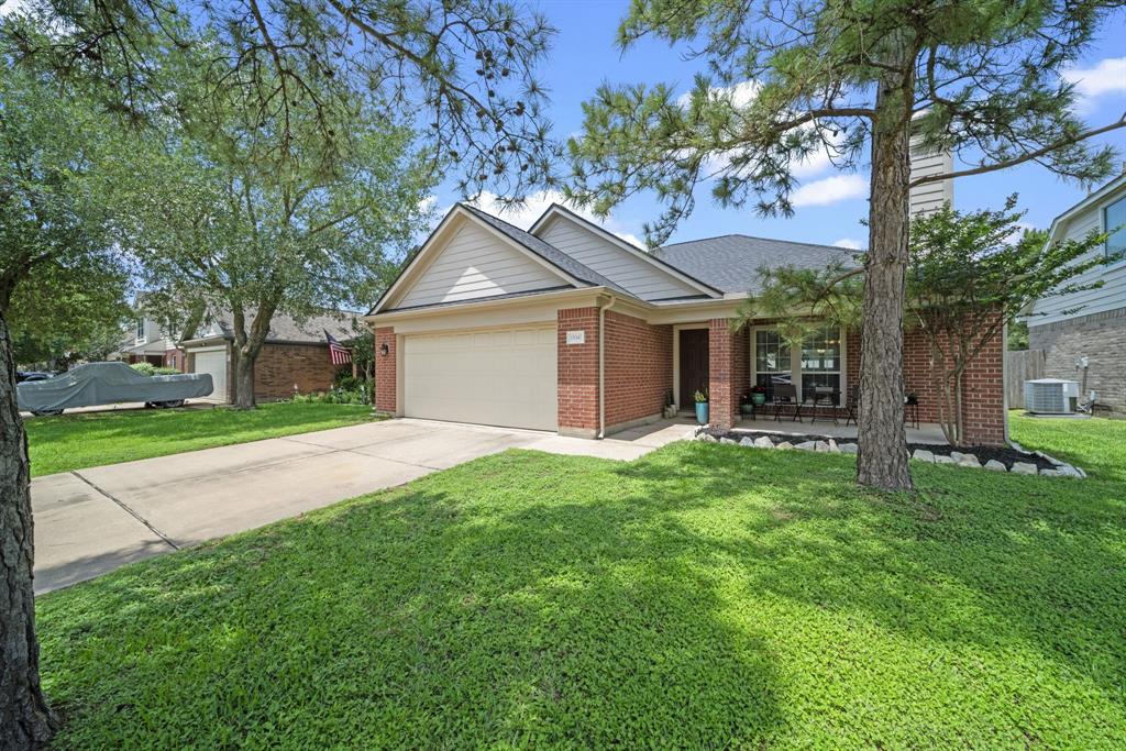 15347 Ochre Leaf Trail, Cypress, Texas image 3