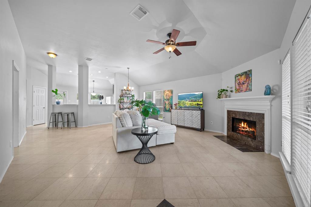 15347 Ochre Leaf Trail, Cypress, Texas image 6