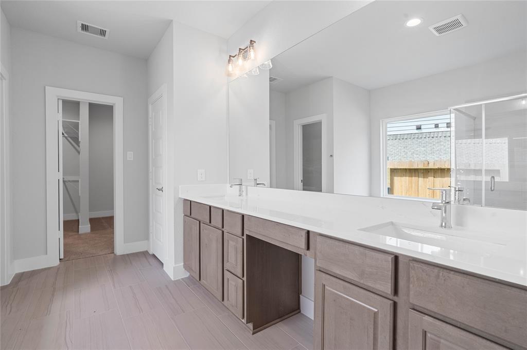 1904 Golden Spruce Lane, Conroe, Texas image 12