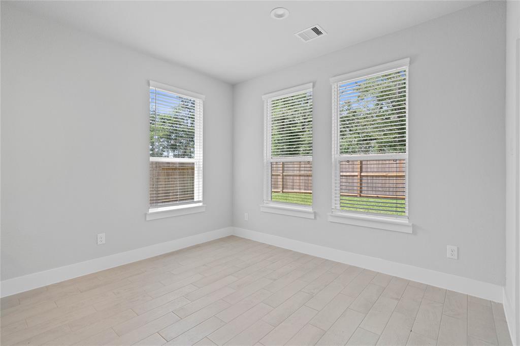 1904 Golden Spruce Lane, Conroe, Texas image 9