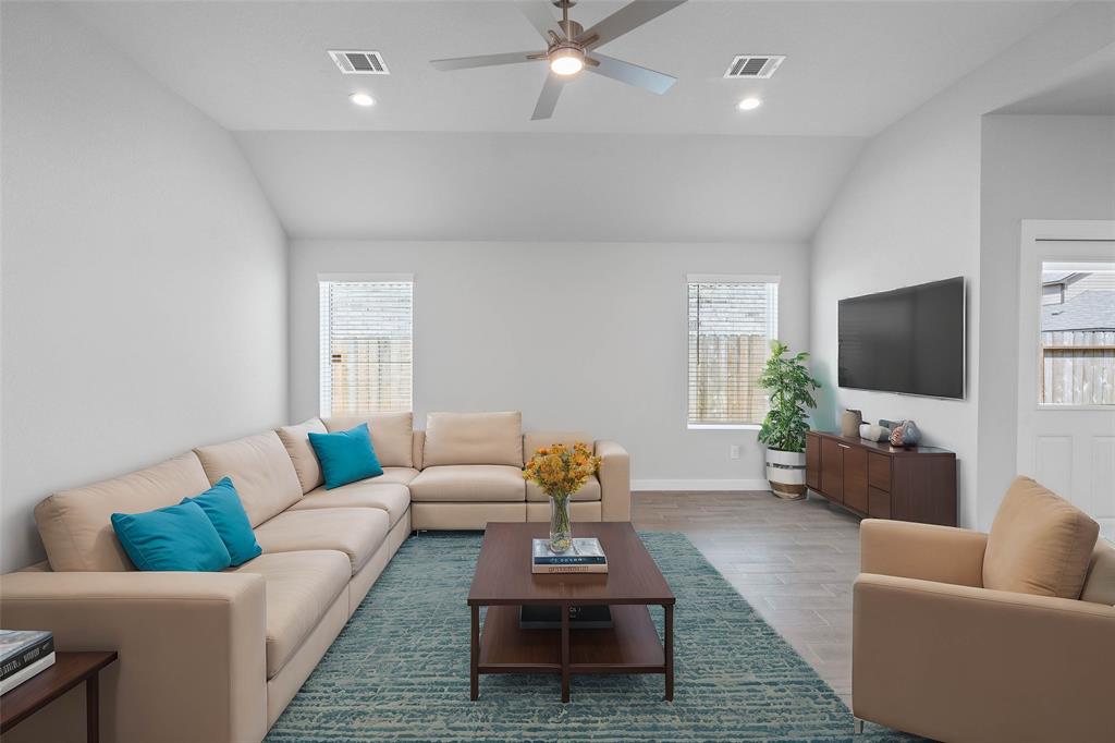 22902 Lotus Pass Drive, Spring, Texas image 7