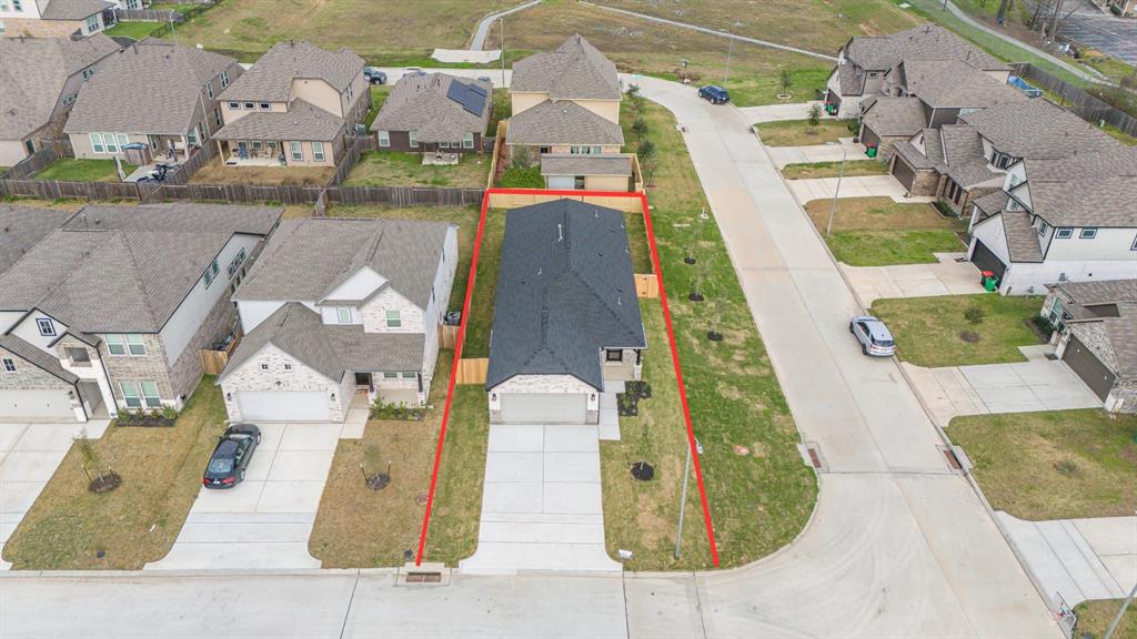 22902 Lotus Pass Drive, Spring, Texas image 2
