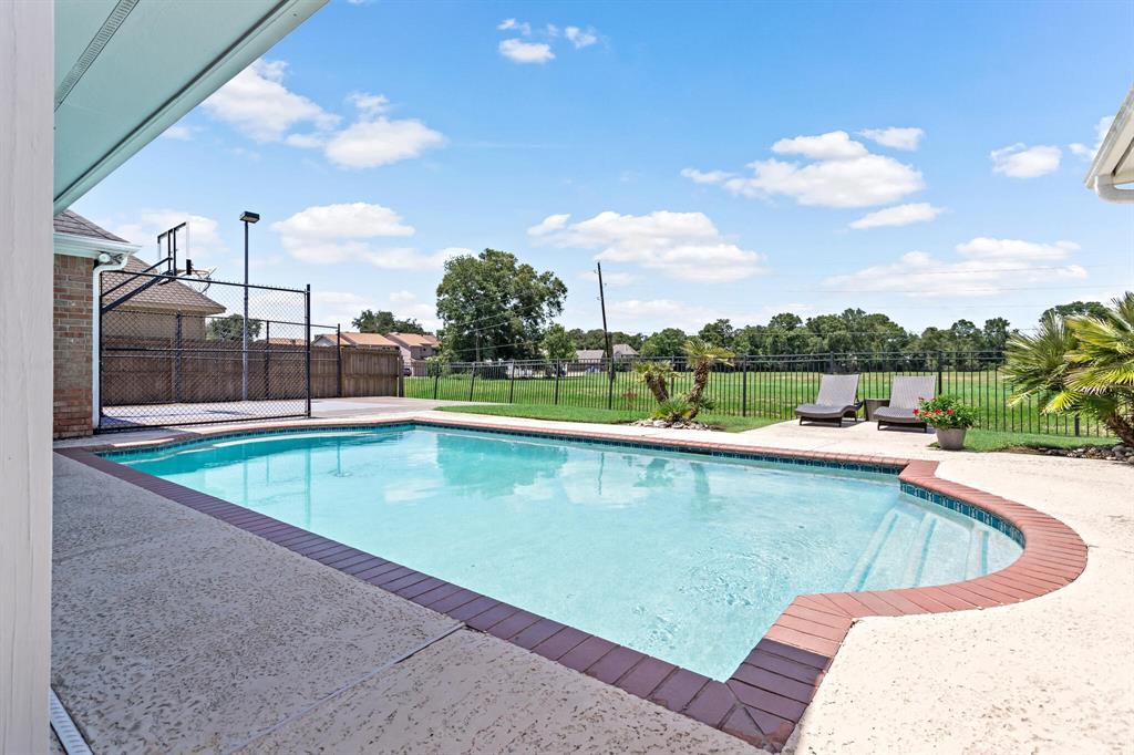 6180 Sheridan Oaks Drive, Beaumont, Texas image 34