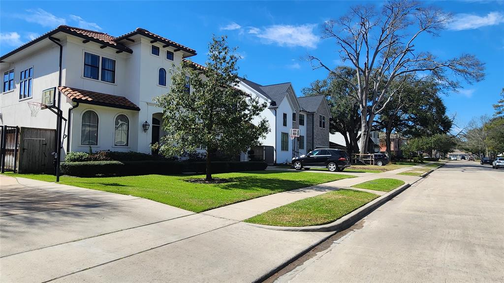 4910 Holt Street, Bellaire, Texas image 6