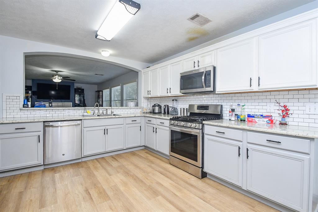 20418 Linden Tree Drive, Katy, Texas image 12
