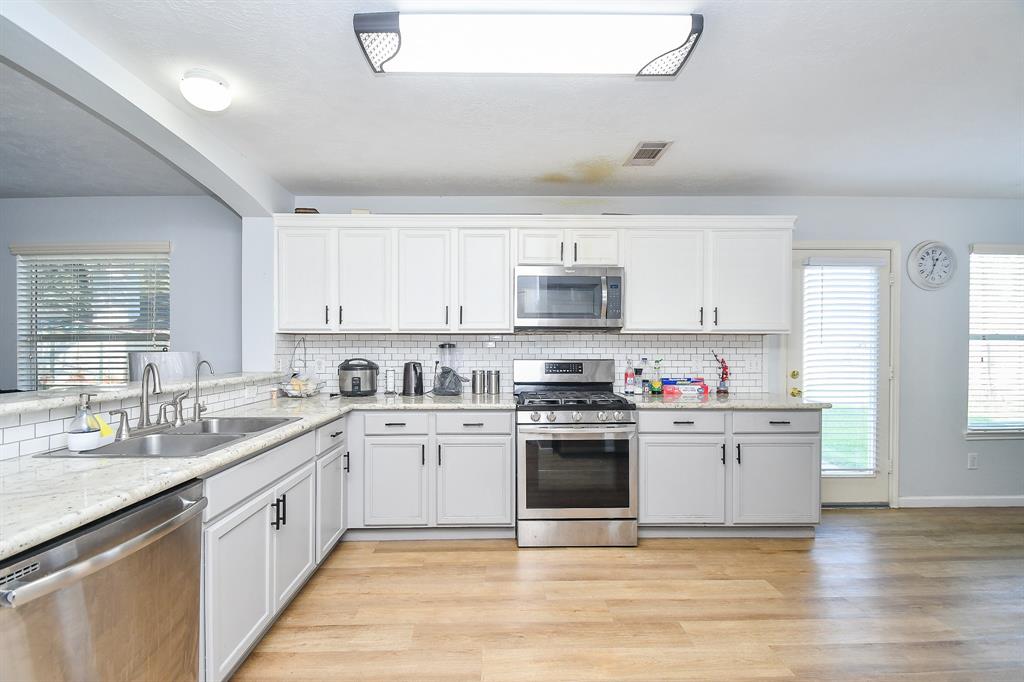 20418 Linden Tree Drive, Katy, Texas image 11