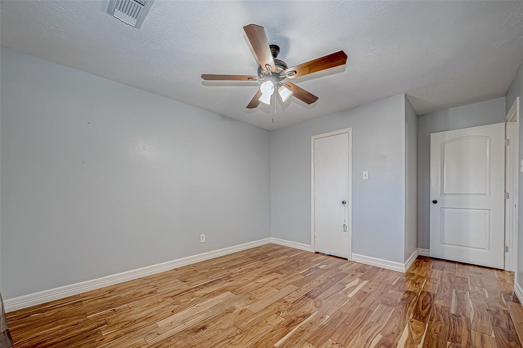 3818 Quail Meadow Drive, Missouri City, Texas image 16