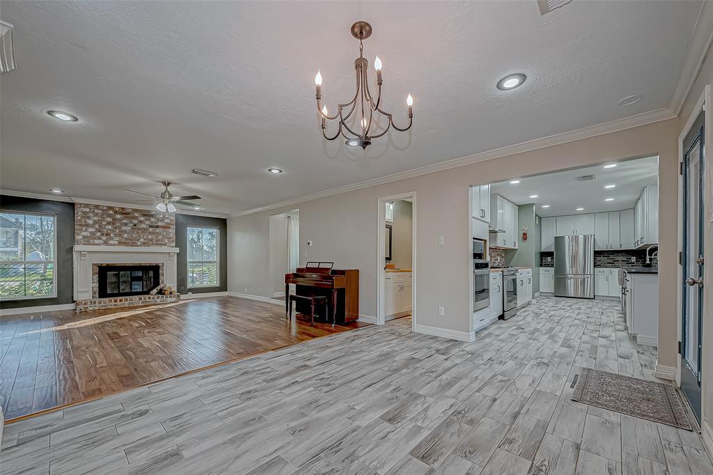 3818 Quail Meadow Drive, Missouri City, Texas image 10