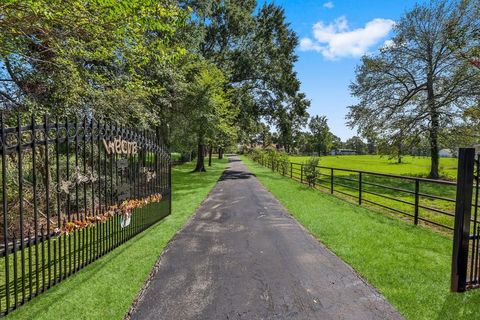 19042 FM 2854 Road Montgomery TX 77316