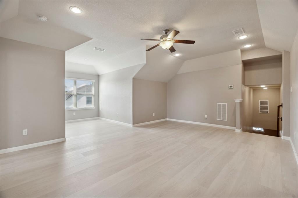 2206 Wolf Creek Court, Katy, Texas image 32