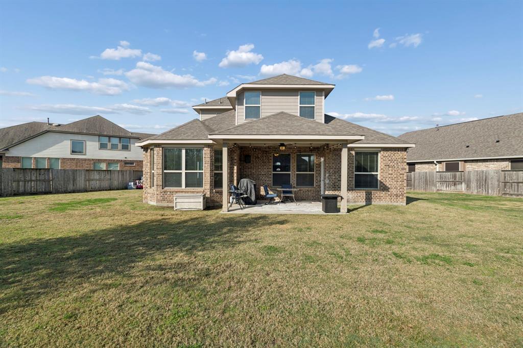 2206 Wolf Creek Court, Katy, Texas image 4