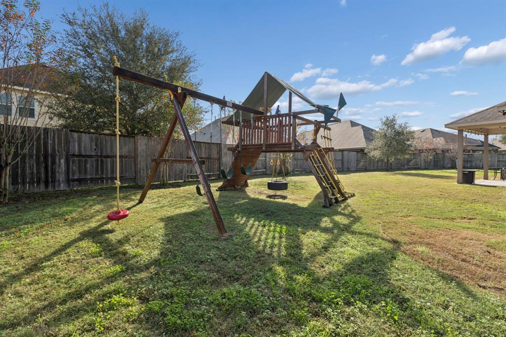 2206 Wolf Creek Court, Katy, Texas image 2