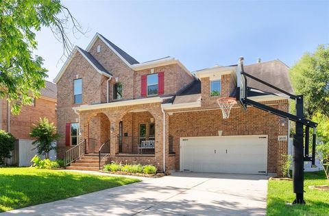 4635 Beech Street Bellaire TX 77401