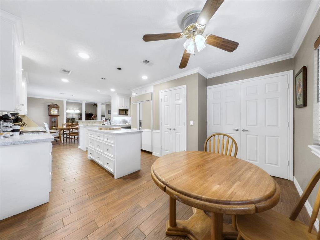 15621 Elwood Drive, Jersey Village, Texas image 23