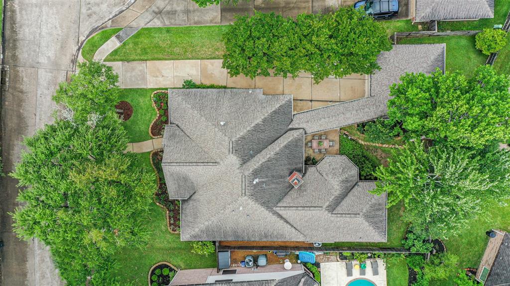 1823 Birnam Glen Drive