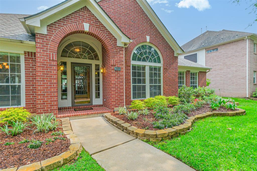 1823 Birnam Glen Drive