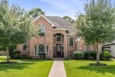 Photo of 5714 Forest Cove Drive, Dickinson, TX 77539 (MLS # 52766159)