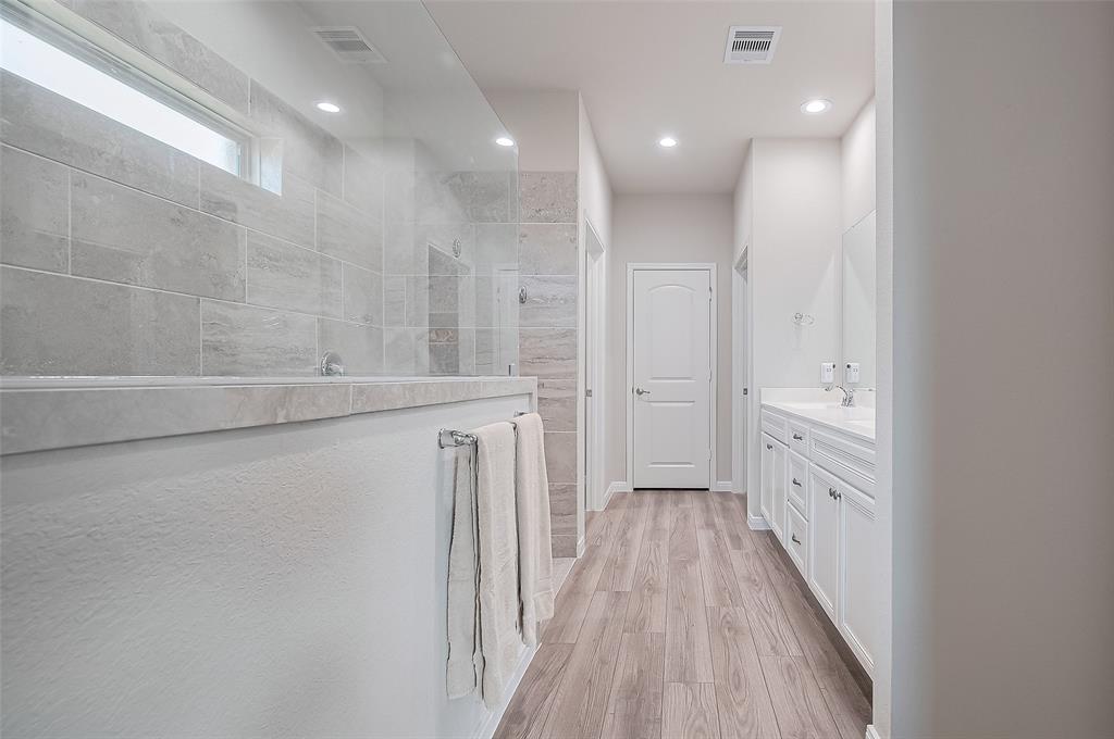 14011 Autumn Creek Court, Conroe, Texas image 17