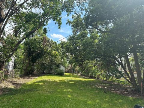 0 E Peach Street Angleton TX 77515