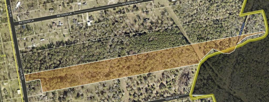 La Due Lane, Crosby, Texas image 11