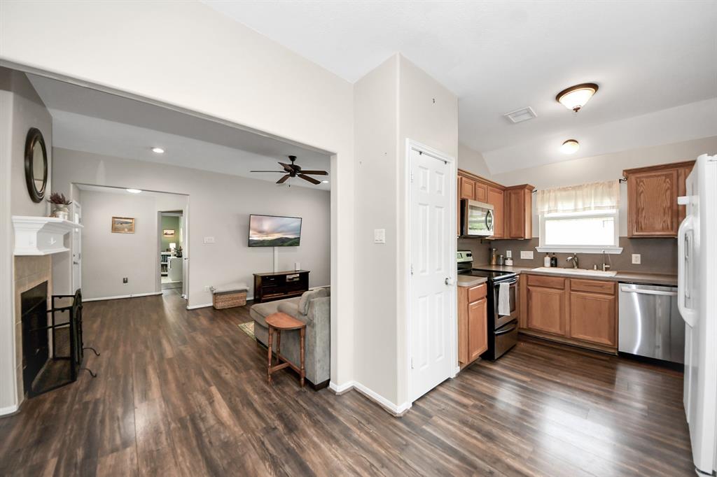 3011 Fairchild Avenue, Needville, Texas image 19
