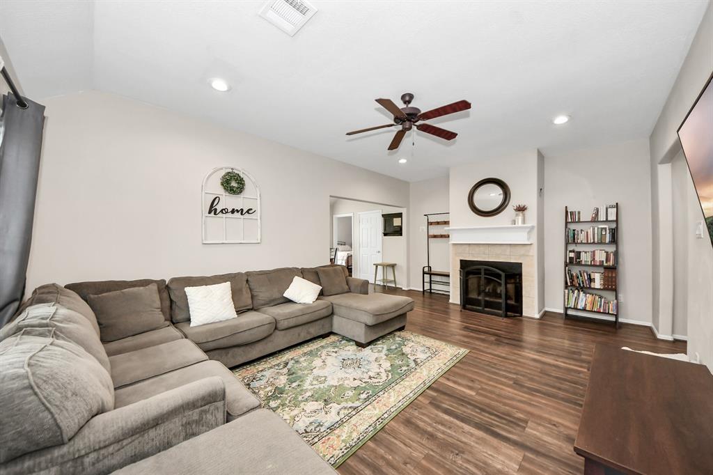 3011 Fairchild Avenue, Needville, Texas image 12