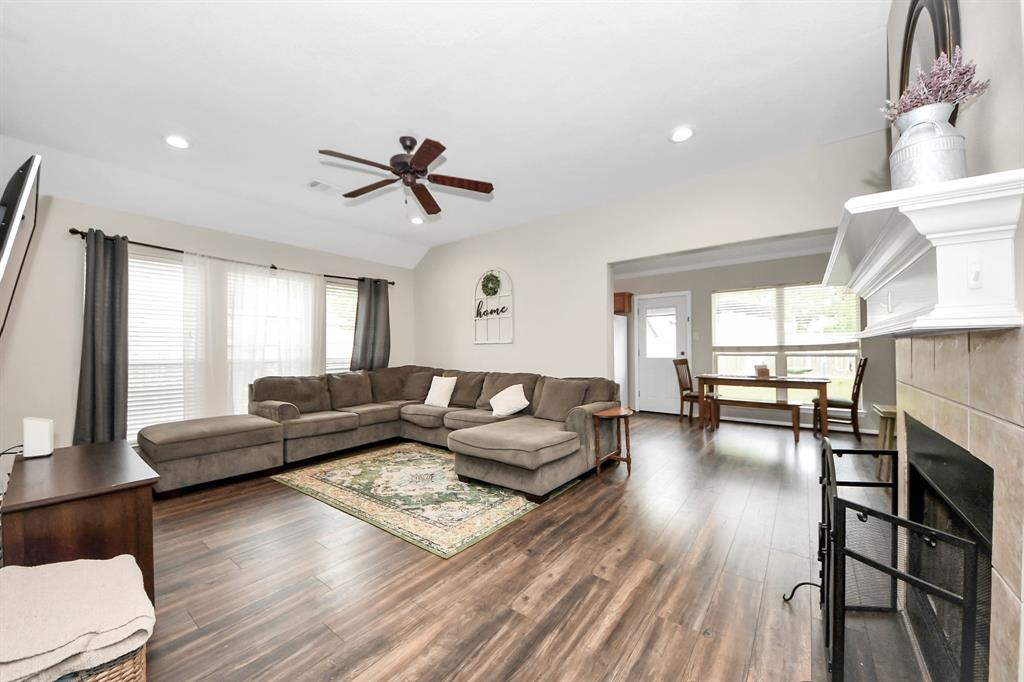 3011 Fairchild Avenue, Needville, Texas image 10