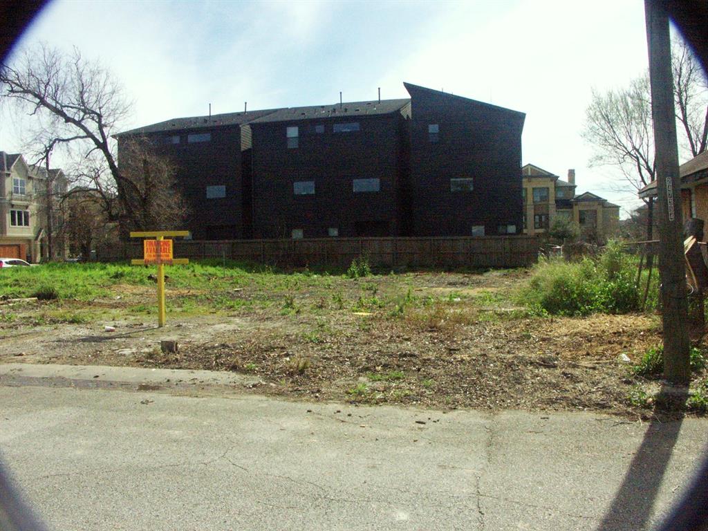 3012 Baer Street