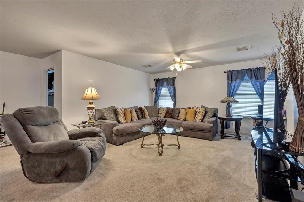 9338 Hudson Bend Circle, Houston, Texas image 27
