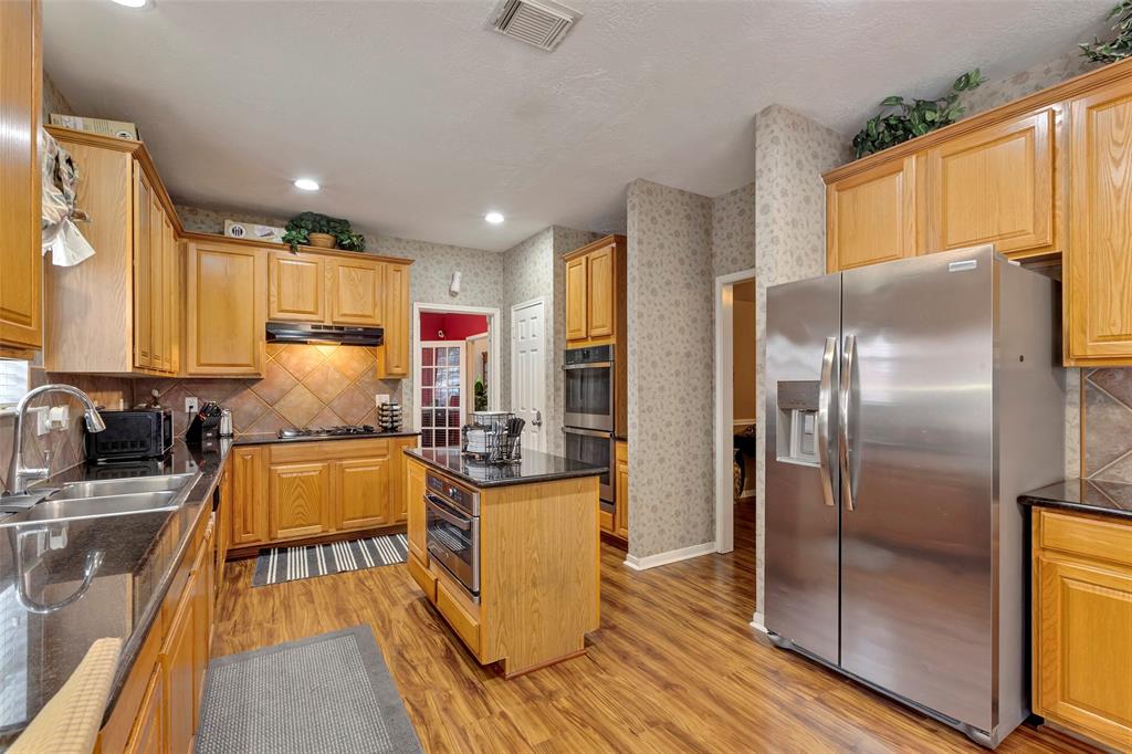 9338 Hudson Bend Circle, Houston, Texas image 15