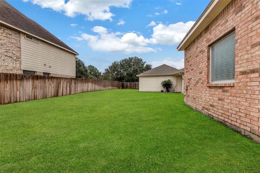 9338 Hudson Bend Circle, Houston, Texas image 39