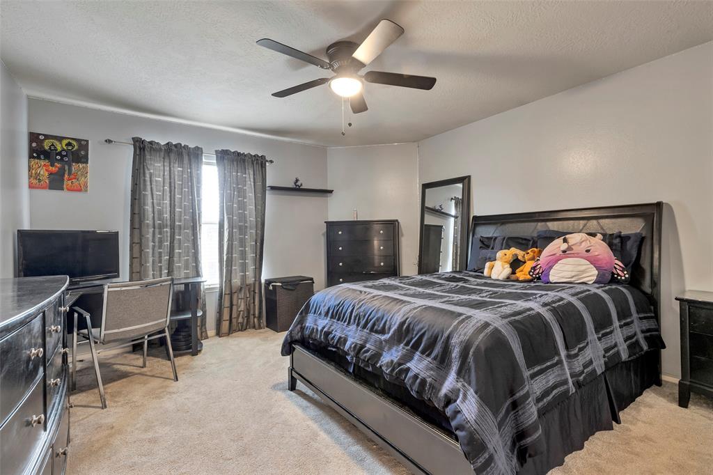 9338 Hudson Bend Circle, Houston, Texas image 28