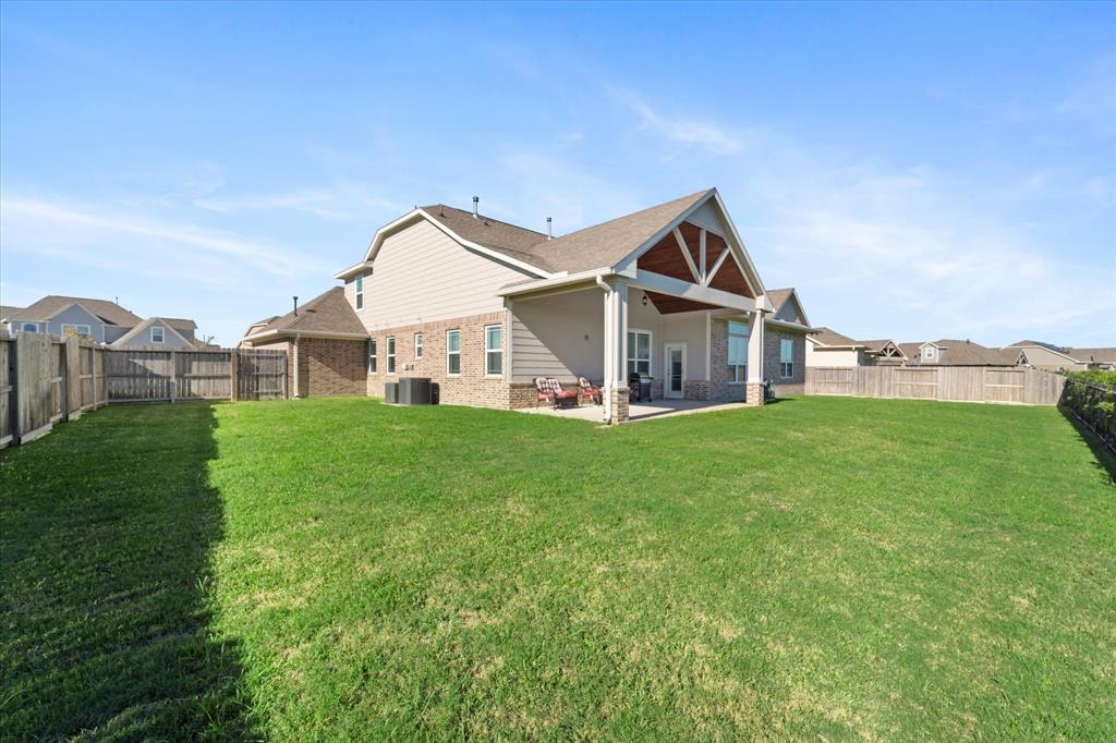 14522 Aqueduct Avenue, Mont Belvieu, Texas image 40