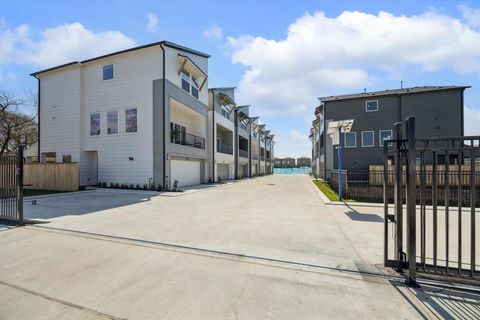 4708 Moving Meadows Drive Houston TX 77018