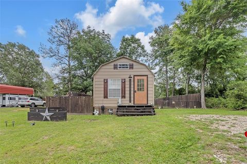 Photo of 400 Canal Drive, Point Blank, TX 77364 (MLS # 51847216)
