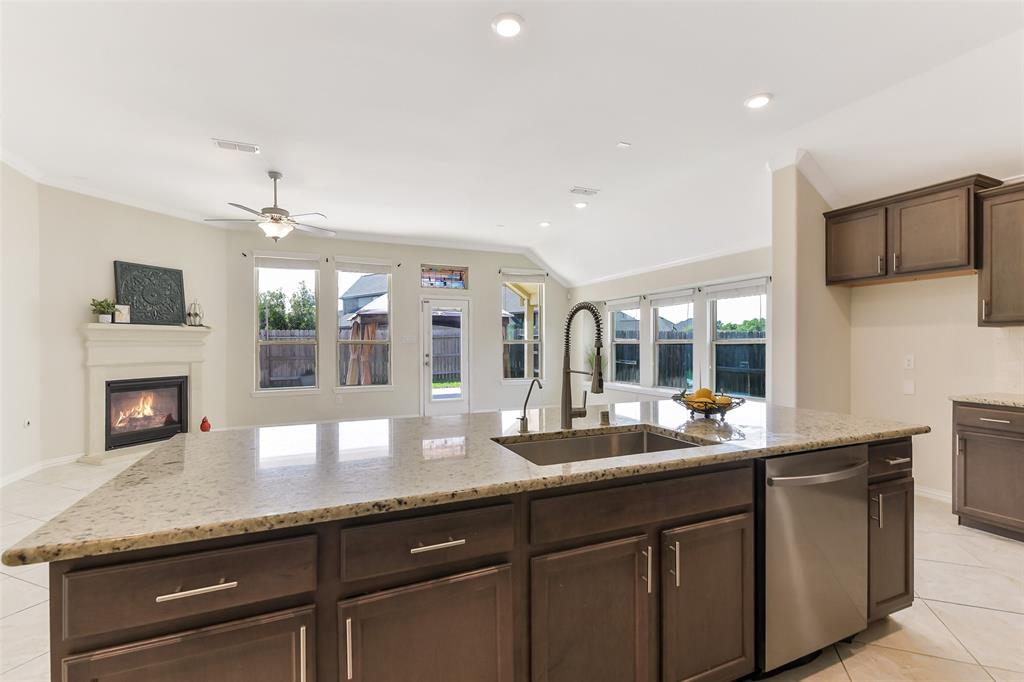 17515 Cypress Hilltop Way, Hockley, Texas image 13