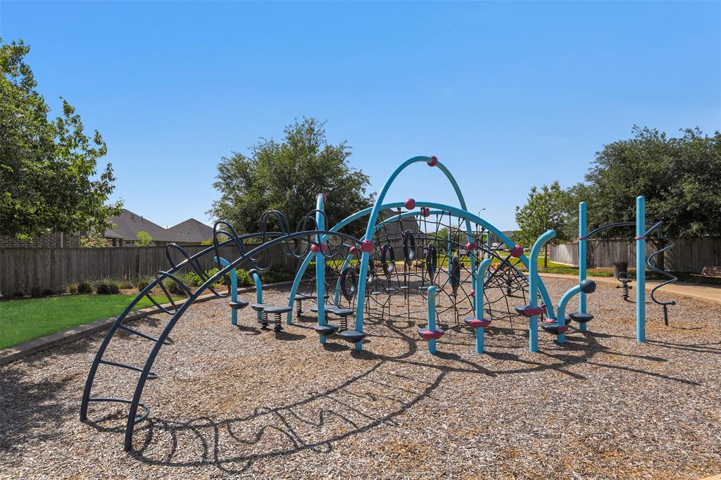 17515 Cypress Hilltop Way, Hockley, Texas image 26