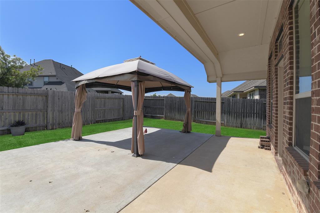 17515 Cypress Hilltop Way, Hockley, Texas image 20