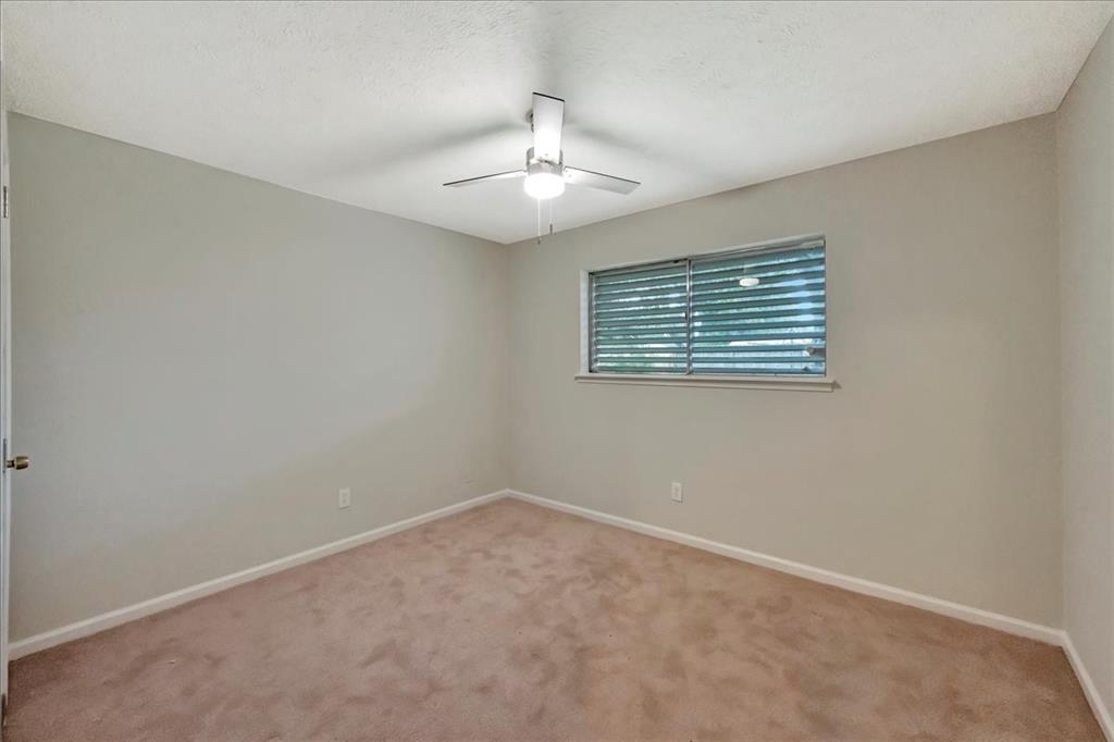 11438 Sageyork Drive, Houston, Texas image 17
