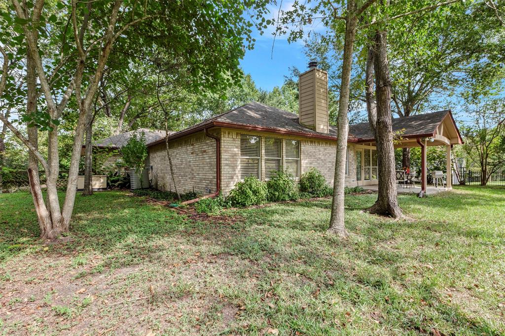 281 Harbor Run Drive, Coldspring, Texas image 24