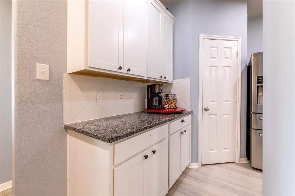 8806 Explorer Drive, Texas City, Texas image 18