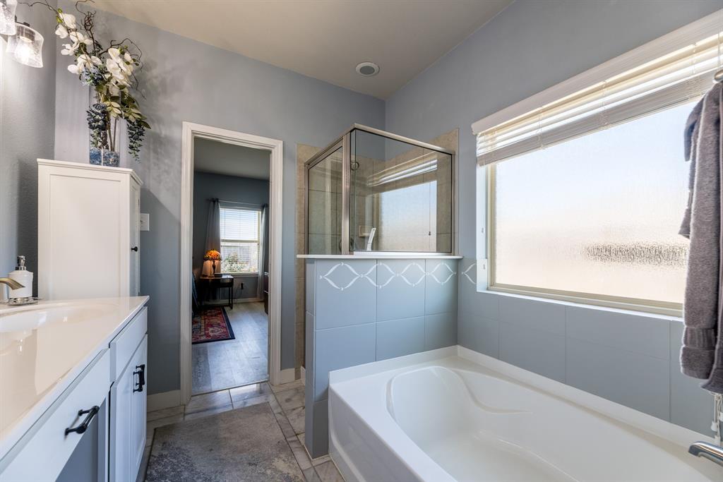 8806 Explorer Drive, Texas City, Texas image 21